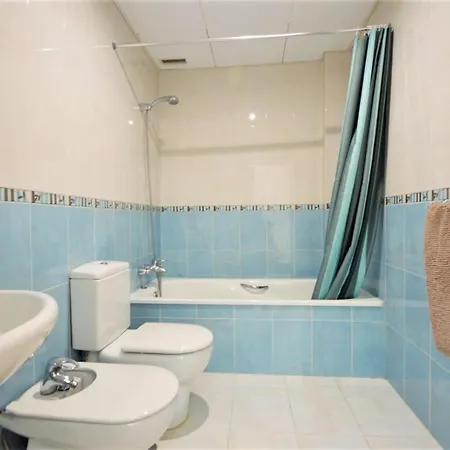 Excepcional Duplex Al Lado De La Playa Y Con Vistas Al Mar *